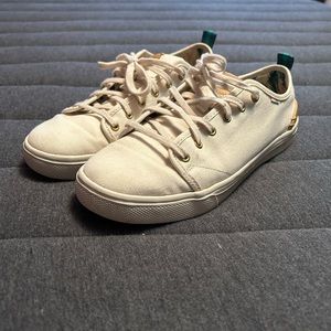 TOMS
Travel Lite Low Canvas Lace Up Sneaker